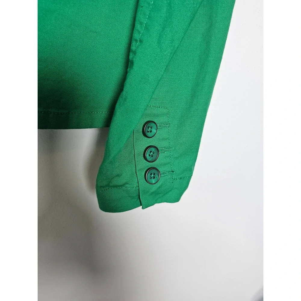 CAbi radiate confidence